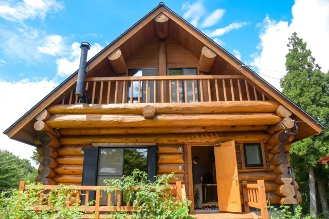 別荘・セカンドハウスのカビ取り・防カビ決定版！静岡・岐阜・三重・長野全域対応｜カビバスターズ東海